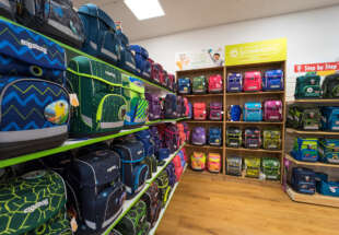 schultaschen_regal_pössenberger_web